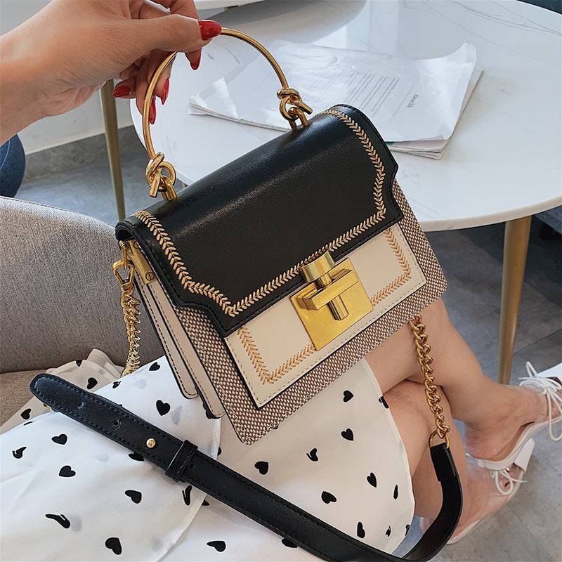 Fashionable texture chain shoulder bag